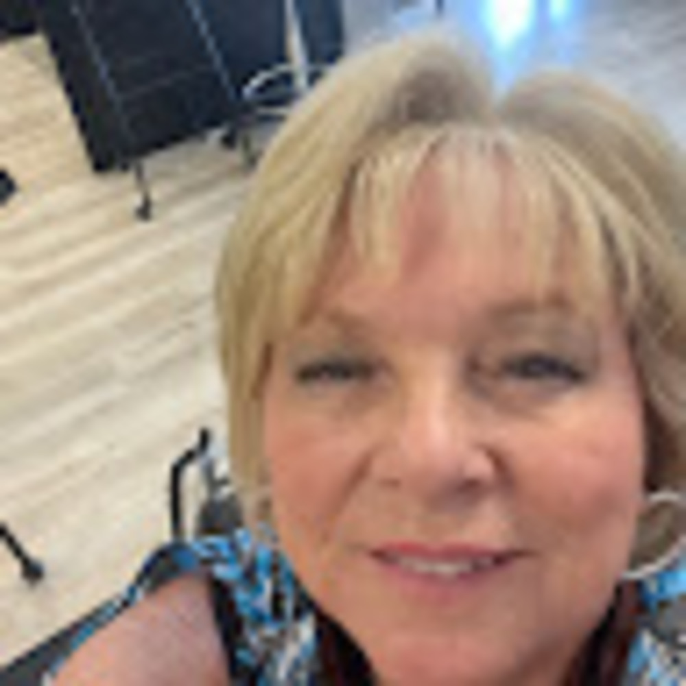 Meet your Posher, Vicki